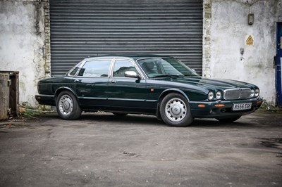 Lot 104 - 1997 Daimler V8