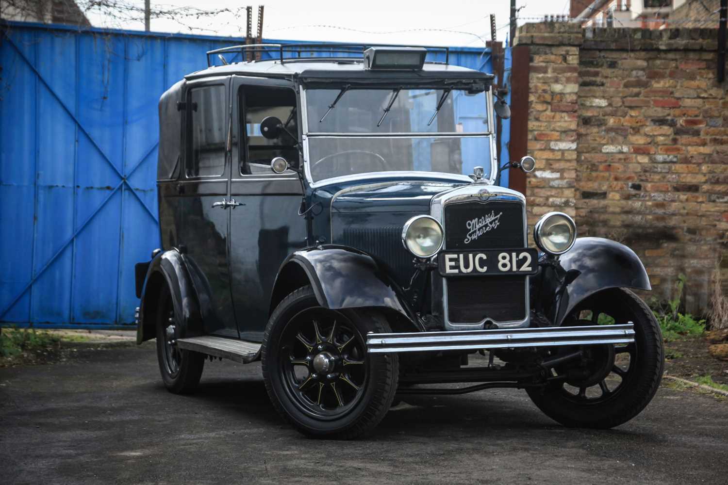 Lot 196 - 1938 Morris-Commercial 'G2SW' Super Six London Taxi