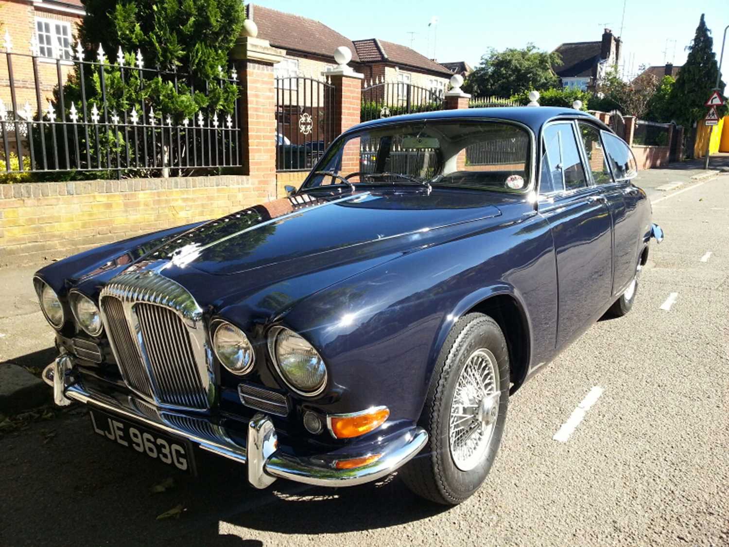 Lot 319 - 1969 Daimler Sovereign