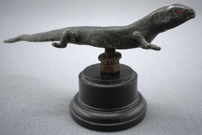 Lot 43 - A French motor mascot