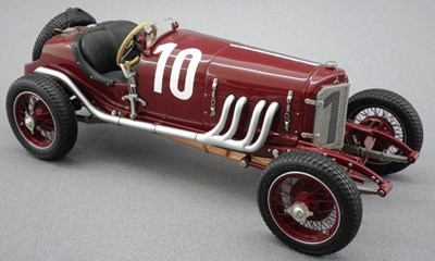 Lot 060 - Mercedes-Benz two litre