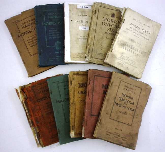 Lot 6 - Morris vehicle handbook