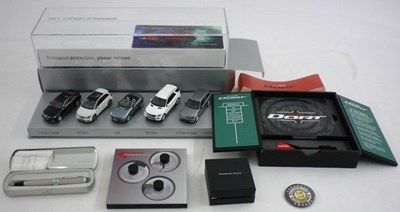 Lot 25 - Three Ford model cars