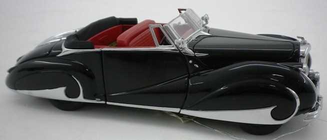 Lot 38 - 1947 Mk. VI Bentley model
