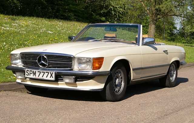 Lot 130 - 1982 Mercedes-Benz SL500