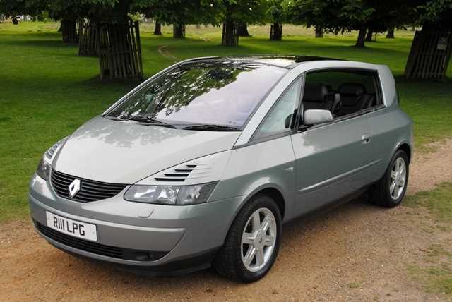 Lot 105 - 2002 Renault Avantime Privilege