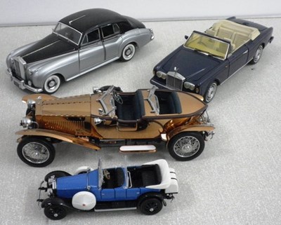 Lot 30 - Franklin Mint Rolls-Ryce models x 4