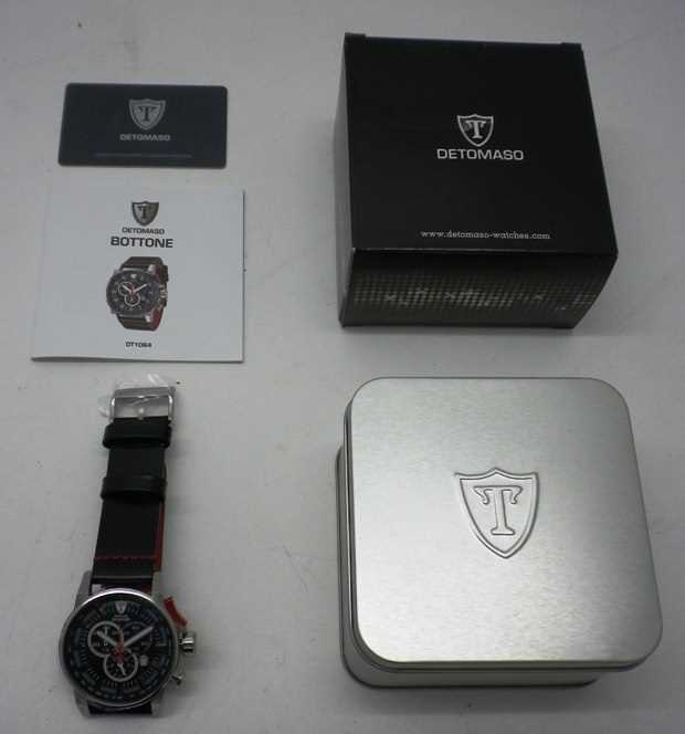Lot 43 - De Tomaso Watch