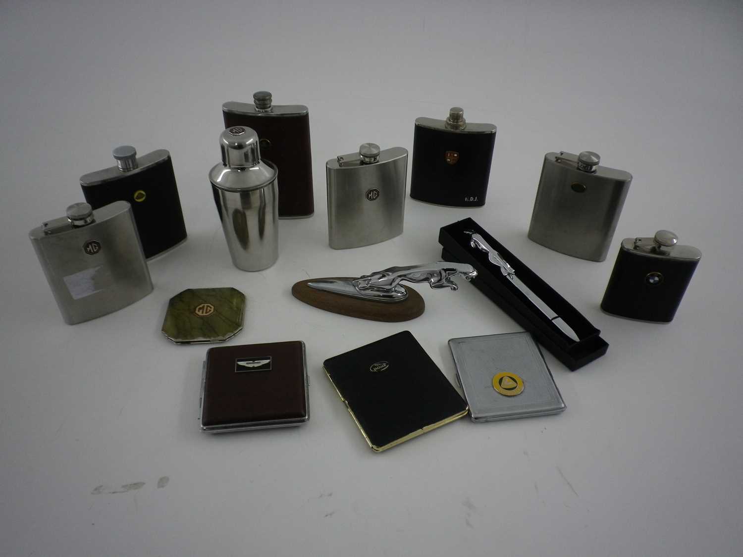 Lot 78 - Motoring accessories
