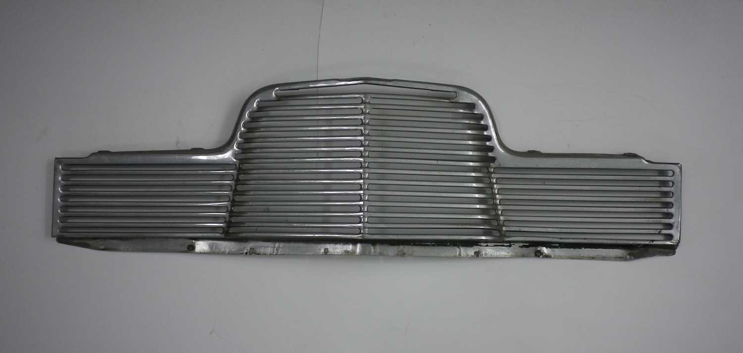 Lot 41 - Grills x 3, over-riders etc