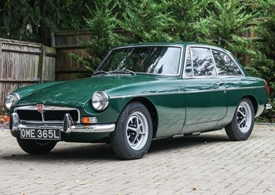 Lot 208 - 1972 MG B GT