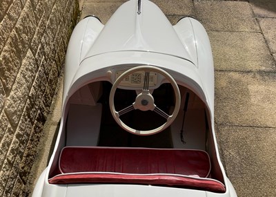 Lot 101 - 1949 Austin J40 Pedal Car