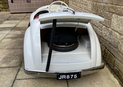 Lot 101 - 1949 Austin J40 Pedal Car