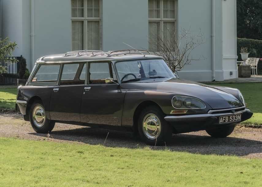 Lot 153 - 1974 Citroën DS 23 Safari