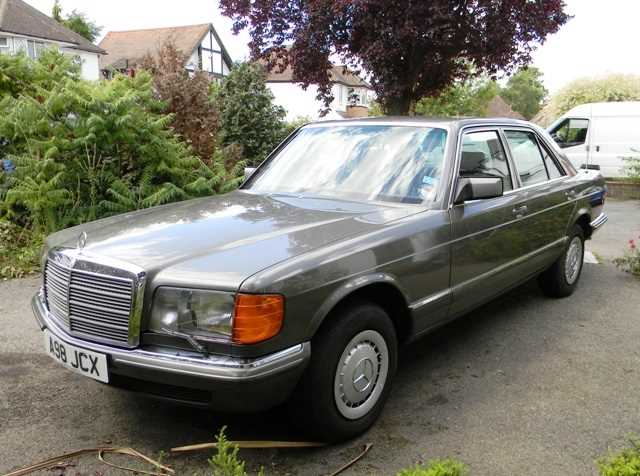 Lot 221 - 1983 Mercedes-Benz 380SE