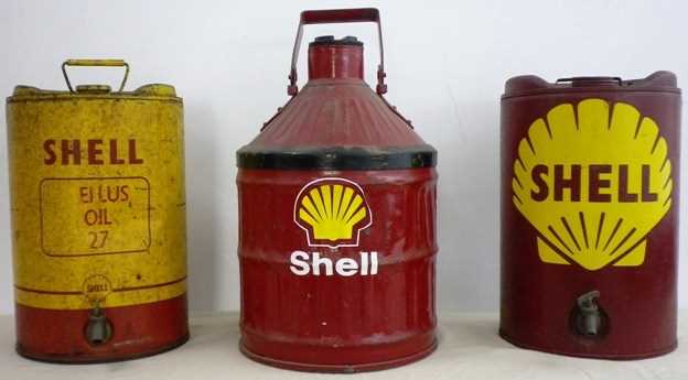 Lot 21 - Nine five-gallon oil cans