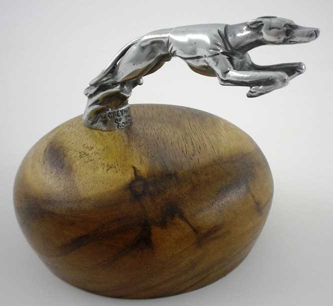 Lot 28 - AC Greyhound motor mascot