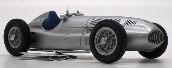 Lot 60 - Mercedes-Benz W165