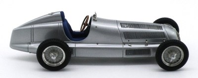 Lot 36 - Mercedes-Benz W25
