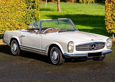 Lot 162 - 1965 Mercedes-Benz 230 SL