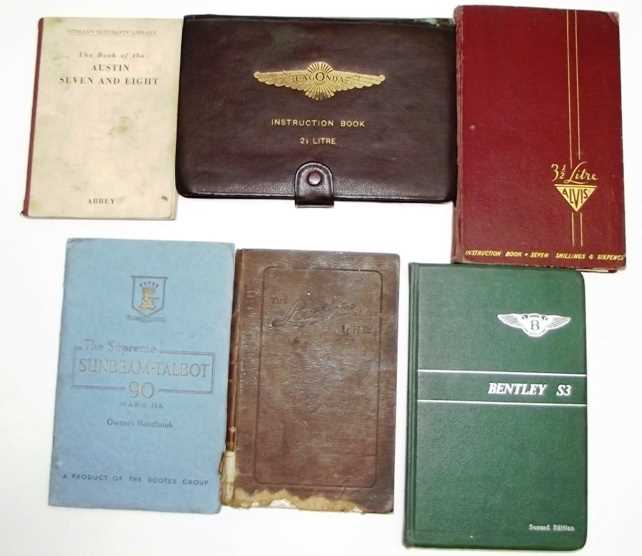 Lot 32 - Six vehicle instruction books