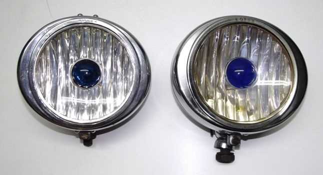 Lot 55 - Collection of vehicle driving lamps