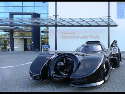 Lot 236 - 1989 Batmobile