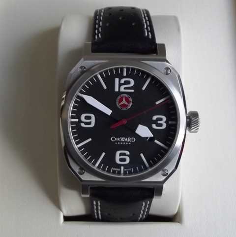 Lot 71 - Mercedes-Benz wrist-watch