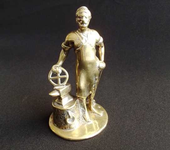 Lot 91 - Vulcan motor mascot
