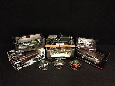 Lot 006 - Nine scale models