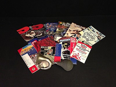 Lot 014 - Bulb horn & race programmes