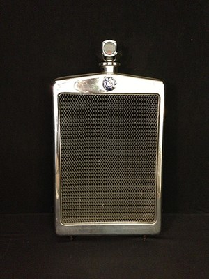Lot 020 - 1930'S Morris radiator