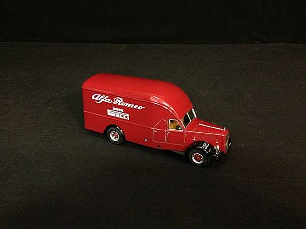 Lot 54 - Alfa Romeo 500 race car transporter