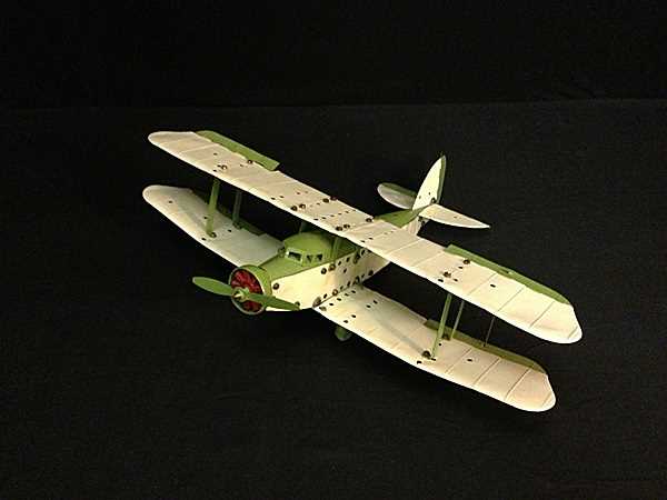 Lot 80 - Meccano passenger plane