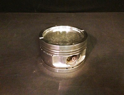 Lot 087 - Table top ashtray