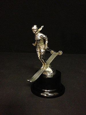 Lot 096 - Riley Ski lady motor mascot
