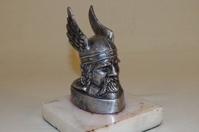 Lot 043 - Rover collectables