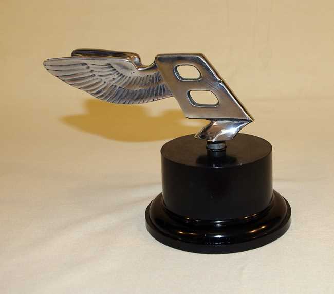 Lot 51 - Bentley winged ‘B’ mascot