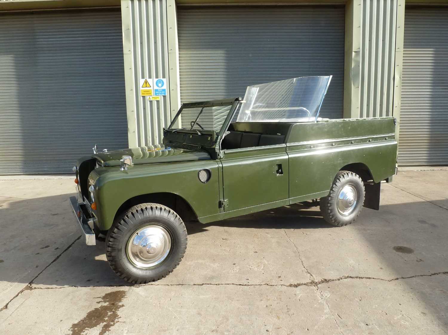 Lot 226 - 1978 Land Rover  ‘Royal Review State’ V Series III