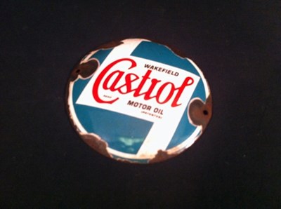 Lot 031 - Castrol sign