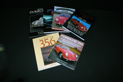 Lot 071 - Porche books