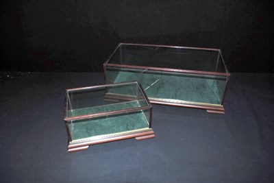 Lot 010 - Cases