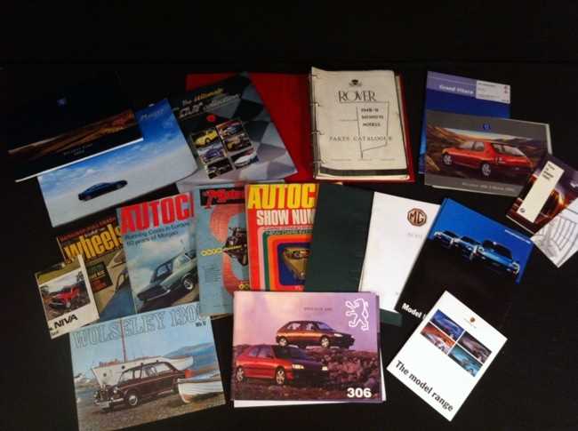 Lot 83 - brochures and magazines