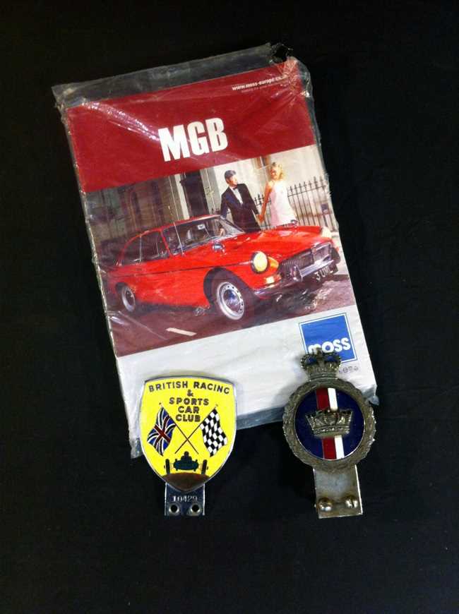 Lot 55 - 2X badges and mg catalogue