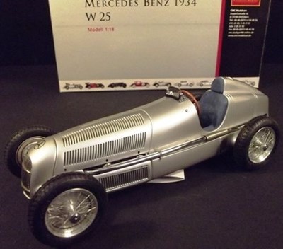 Lot 63 - Mercedes-Benz