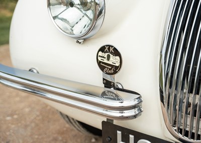 Lot 226 - 1952 Jaguar XK120 SE Roadster