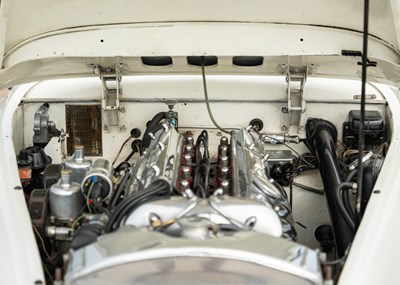 Lot 226 - 1952 Jaguar XK120 SE Roadster