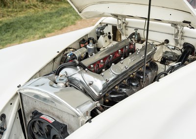 Lot 226 - 1952 Jaguar XK120 SE Roadster