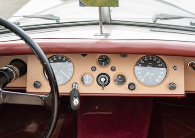 Lot 226 - 1952 Jaguar XK120 SE Roadster