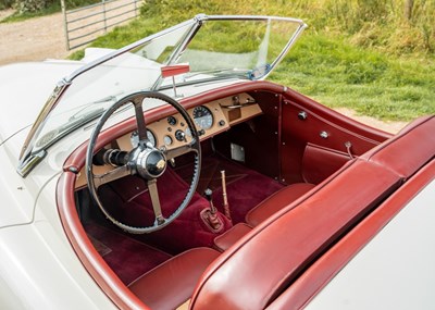 Lot 226 - 1952 Jaguar XK120 SE Roadster